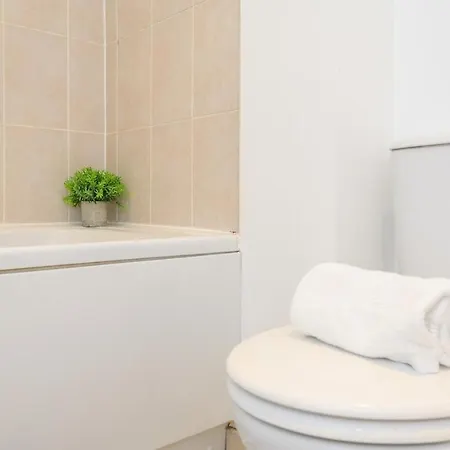 Centre Getaway Free Parking Apartment *
