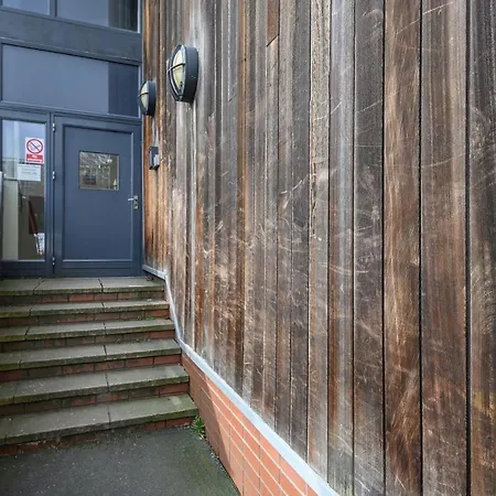 Apartment Centre Getaway Free Parking Leeds (West Yorkshire)