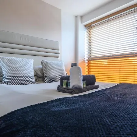 Centre Getaway Free Parking Leeds (West Yorkshire)